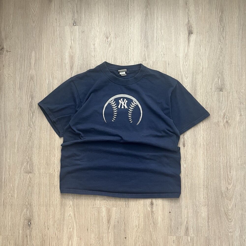 Vintage Lee Sport New York Yankees T Shirt Size XL Mens Blue Logo MLB 2005